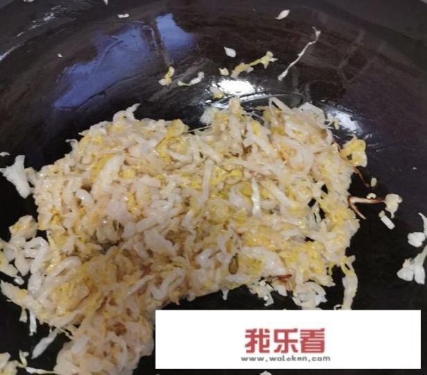 正宗酸菜白肉怎么做？酸菜白肉家常做法老东北？