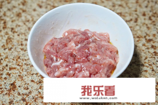 京酱肉丝的家常做法一家三口？京酱肉丝的家常做法？