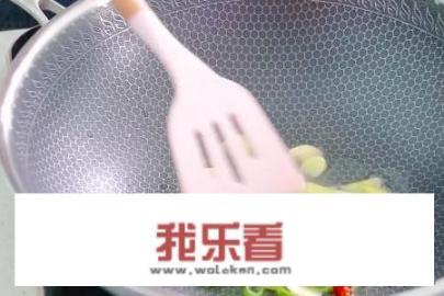 请问下，白菜豆腐汤怎么做好吃呢？白菜豆腐汤的做法？