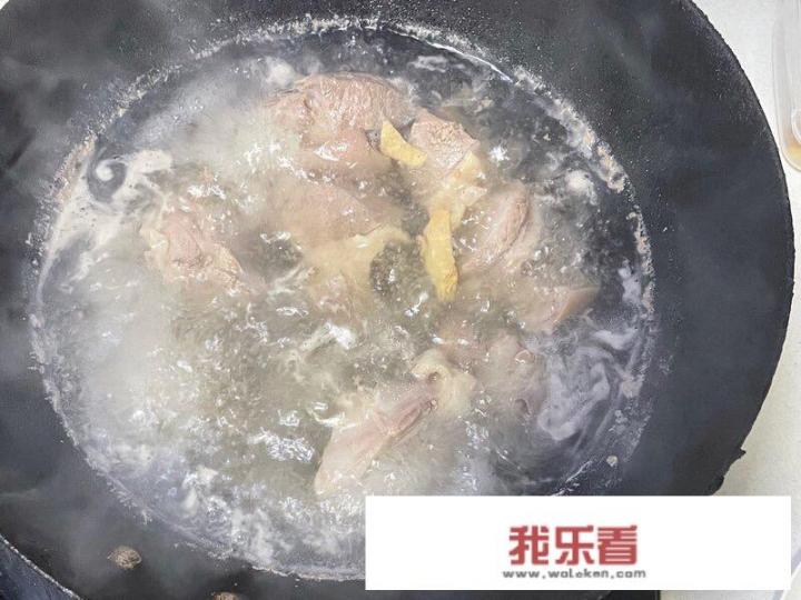 家常羊肉汤的做法？羊汤的家常做法简单又好吃？