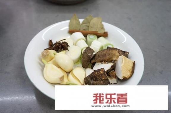 番茄炖牛肉怎么做？西红柿炖牛肉的做法？