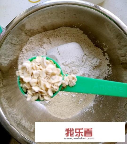 水蒸手撕面包做法？蒸面包的做法？