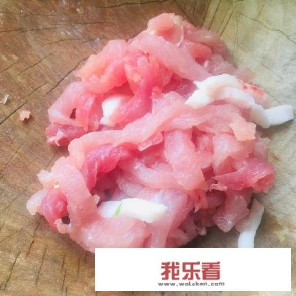 芹菜炒肉怎么炒好食又简单？