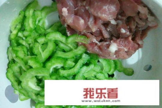 苦瓜炖瘦肉汤的做法及作用？