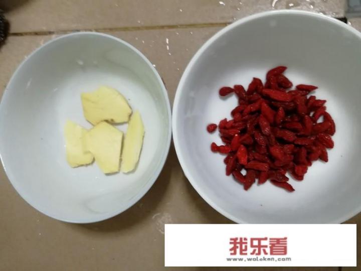 香菇炖鸡汤正宗做法？