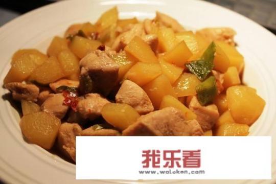 土豆可以炖鸡吗？