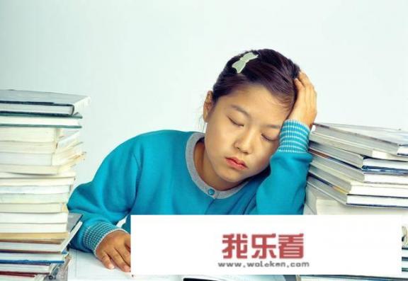 我家女儿上小学四年级,数学应用题老是不会做,该怎么办呢？