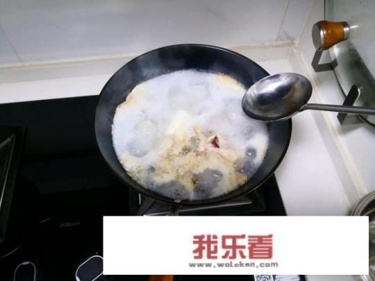 清炖三黄鸡汤怎么炖好喝又有营养？