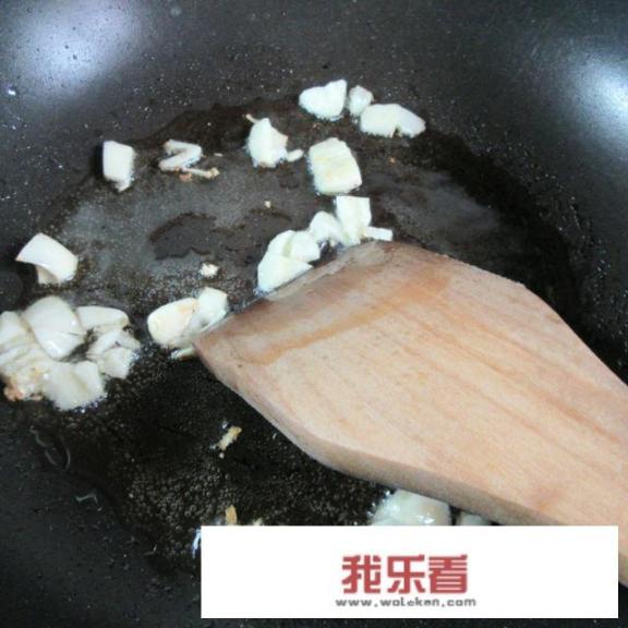 油麦炒豆豉鲮鱼怎么做？