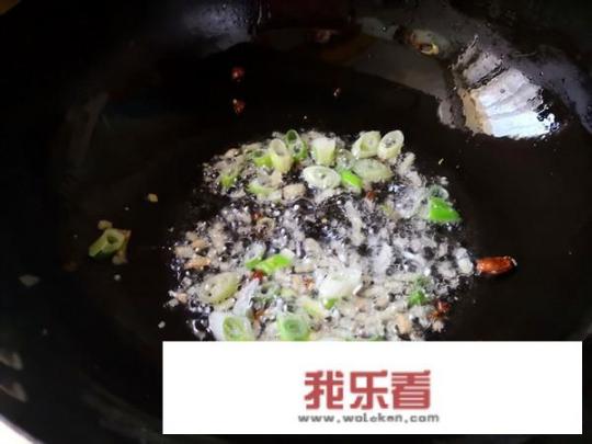 白菜炒豆腐怎么做？