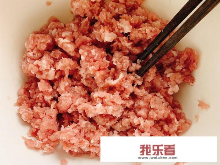 炸肉丸子正确的做法？