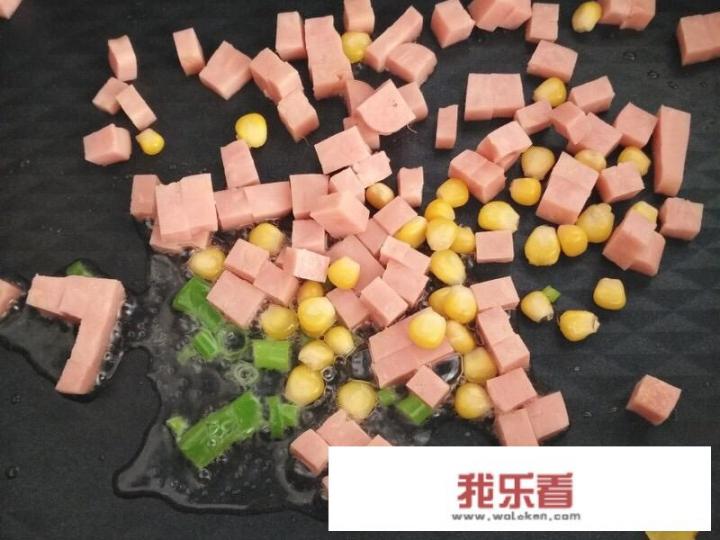 菠萝炒饭的家常做法？