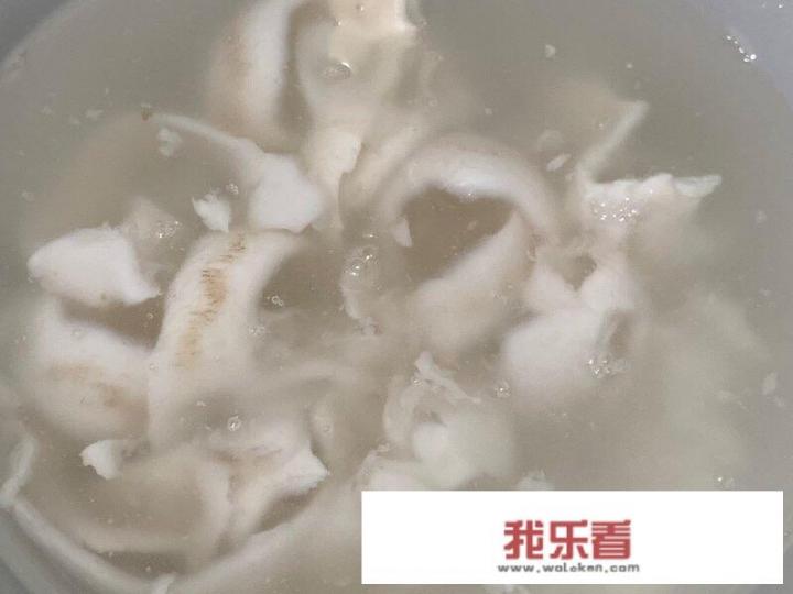 椰汁煲鸡汤的做法？