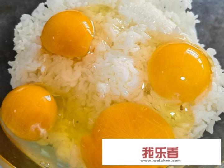 怎样做虾仁蛋炒饭？