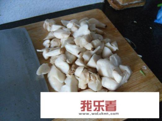 青椒素炒杏鲍菇怎么做？青椒素炒杏鲍菇怎么做？