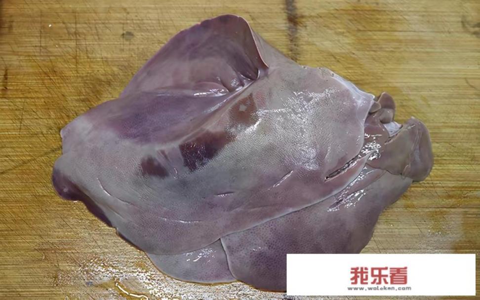 管爷猪肝汤的做法？家常猪肝怎么煮没有腥味而且不老？