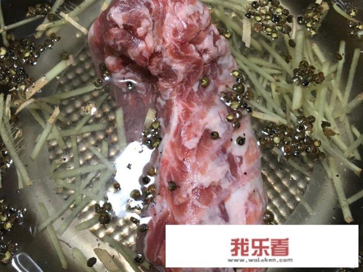 白水煮羊肉正宗做法？清水煮大块羊肉的做法？