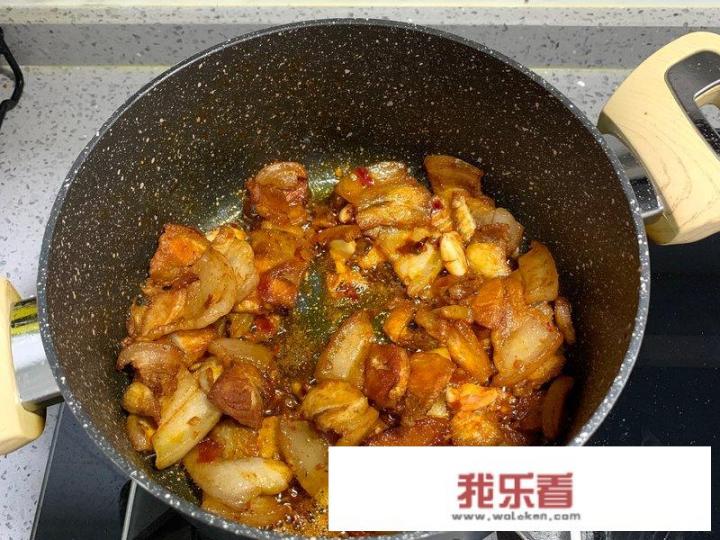 怎样炒回锅肉包菜