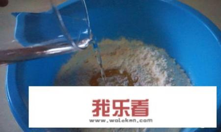 在家怎么制作油条呢