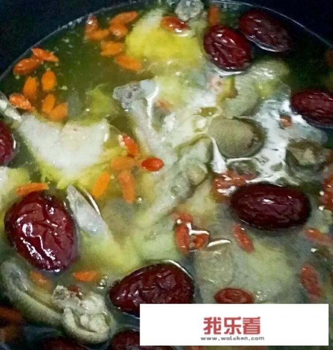 制作清炖鸡时，需要放大料吗？怎样更好吃