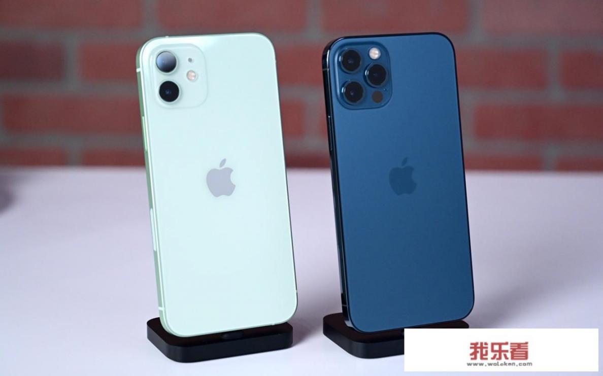 学生党打算换个手机，买iPhone12还是11呢