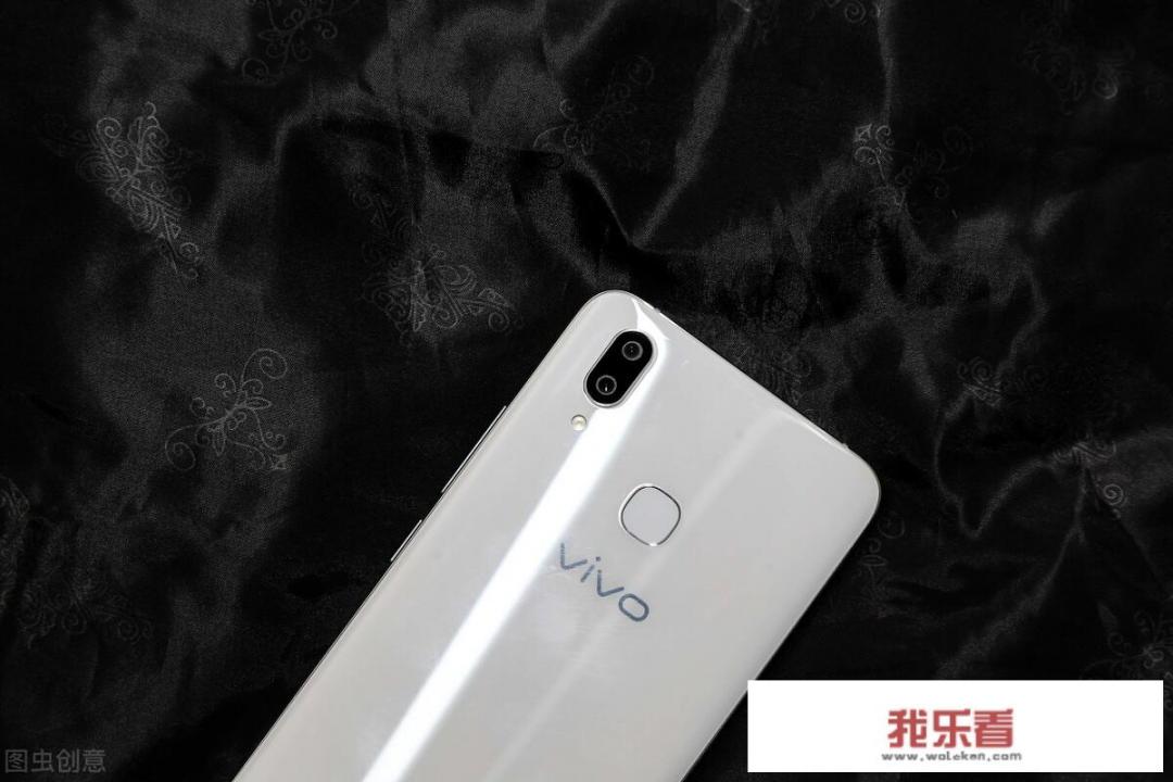 vivo系统和oppo系统，这两个哪个流畅度更好？优化更好一点？比起小米怎么样