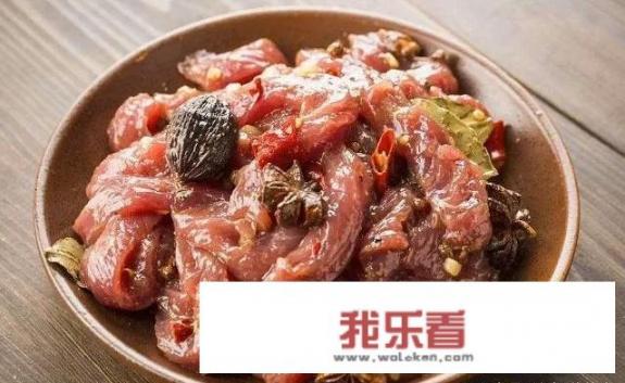 为什么一些饭店做出来的牛肉片那么嫩滑？是如何腌制的呢