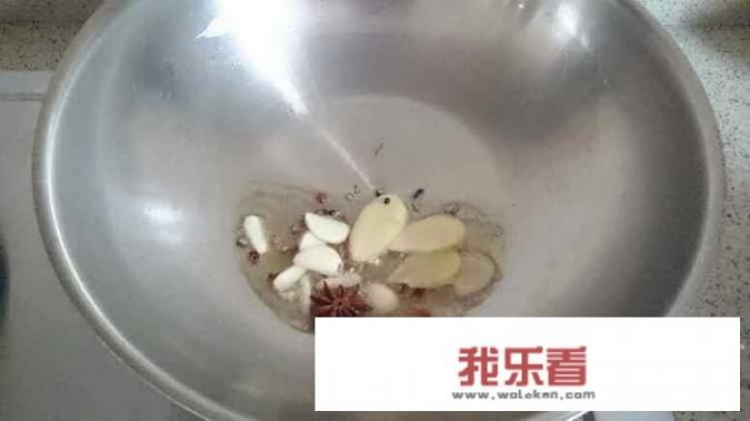 东北乱炖一般都是哪些食材一起炖