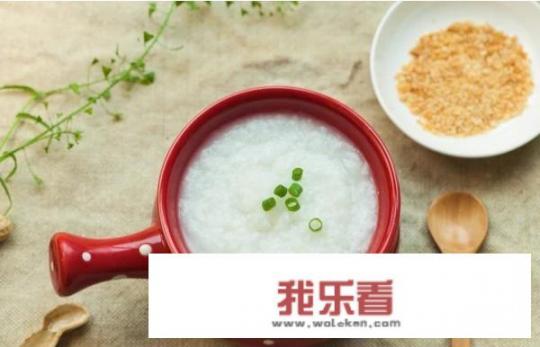 疫情不出门，材料简单的，在家最容易做的美食是什么？_紫菜包饭怎么做视频