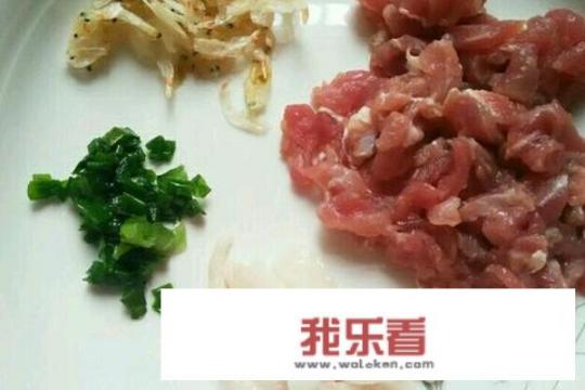 肉丝面条最好吃的家常做法？_肉丝面条的家常做法视频