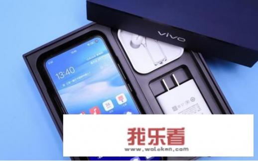 如何评价配置一般的vivo X30卖到了3298元？_vivox30现在多少钱