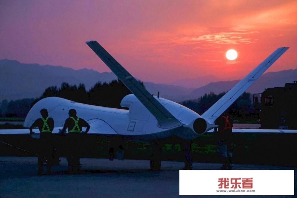 新型高空高速无人机首飞，WJ-700强在哪？_诺基亚701和c7