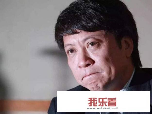 哪些人早已移民海外，却还在中国疯狂捞金