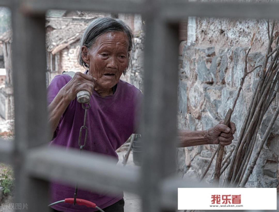 女人狠起来能有多狠