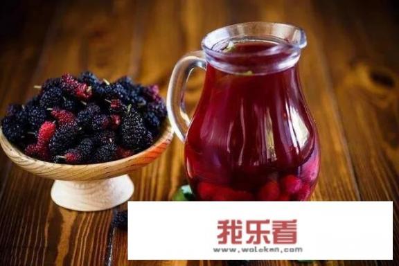 经常用桑葚干泡水喝有什么好处？可以长期喝吗