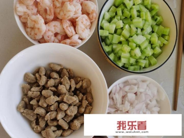 番茄海鲜炒饭做法