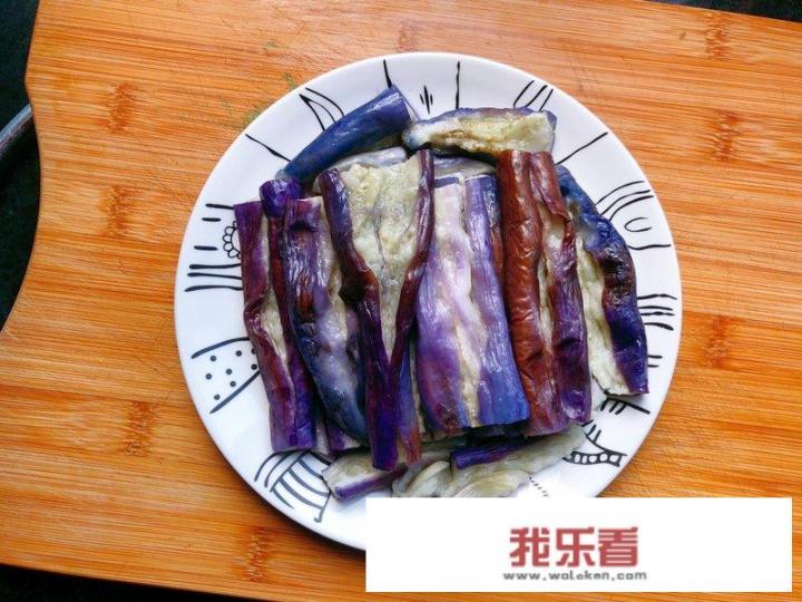 说说茄子都能做些什么菜，怎样做好吃又好看？这道菜叫什么名字？