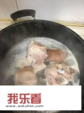 高压锅炖肘子的家常做法？