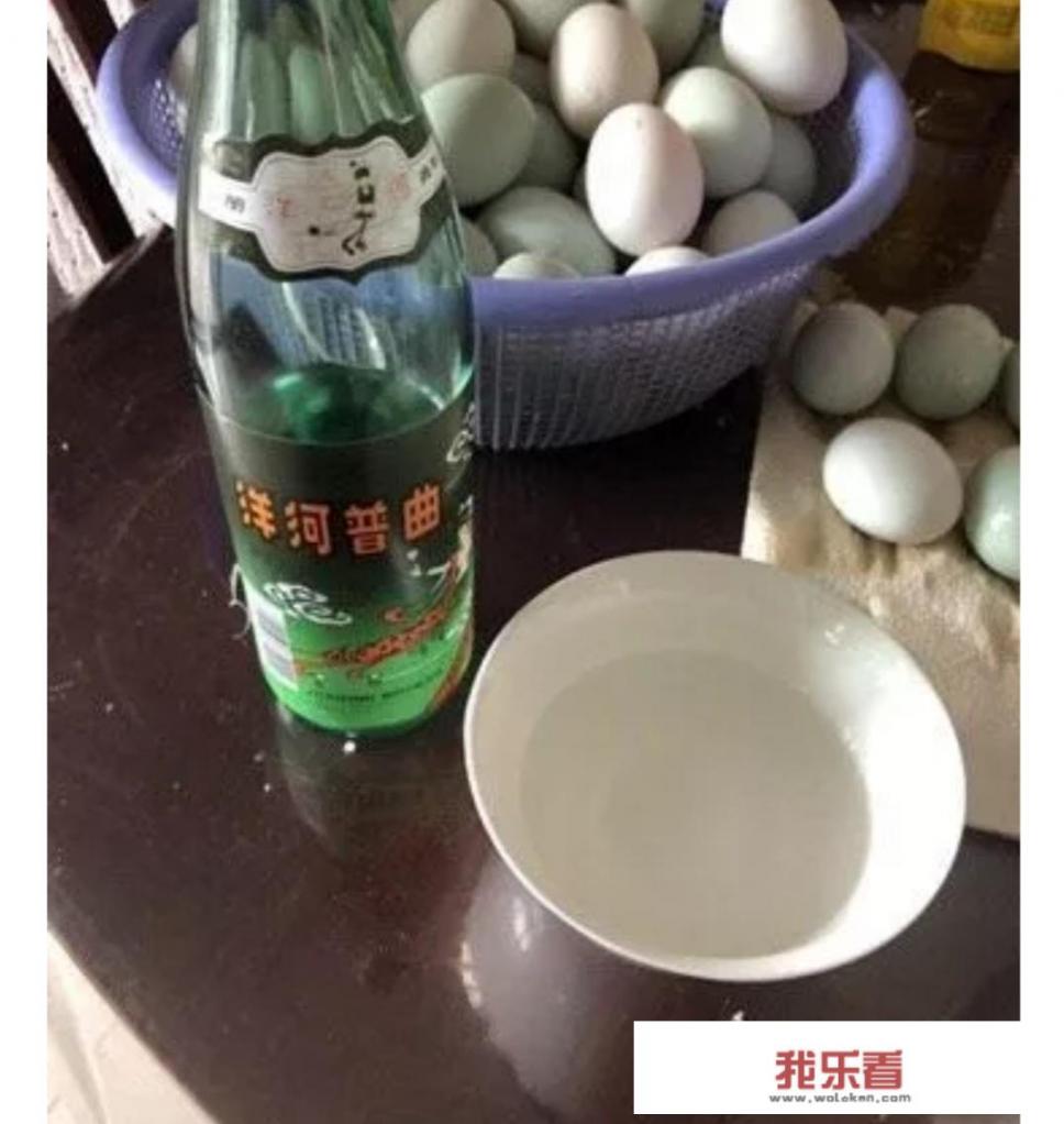 请问在家怎么制作咸鸭蛋？