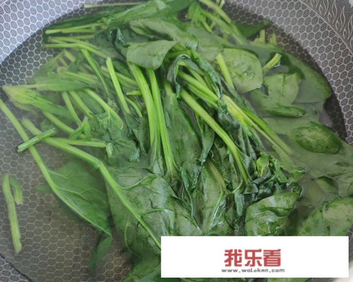 菠菜炖豆腐的做法？