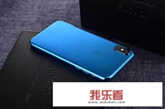 关于私人定制厂商匠臻定制打造的这几款定制版iPhone X，你最喜欢哪一款？