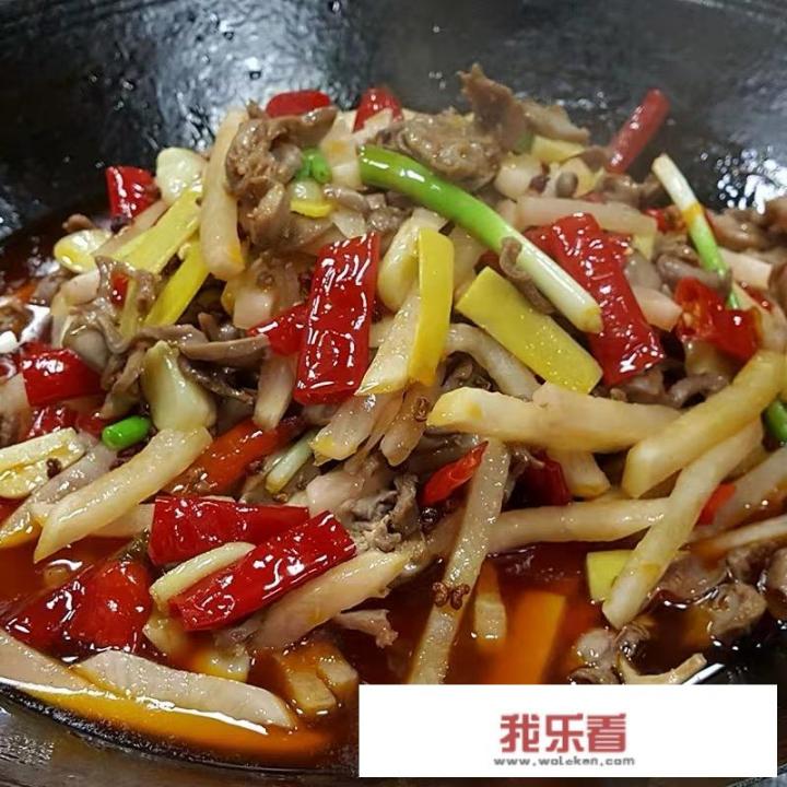 黔江鸡杂火锅的做法？