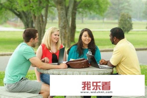 大学所有的专业都学数学和英语吗？