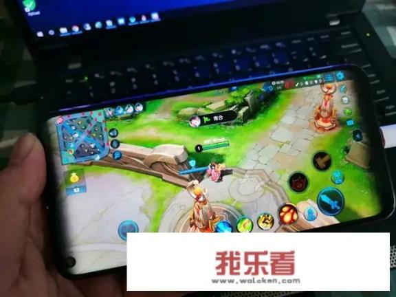 右上角双挖孔手机有哪几款？