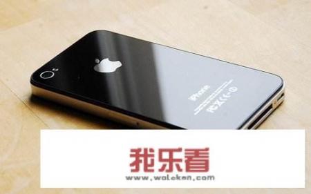 苹果4那年上市的？