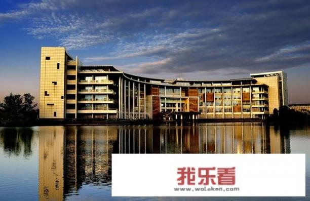 介绍大学图书馆优美文字？