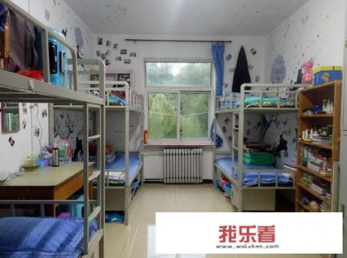 大学生一个月用电量？