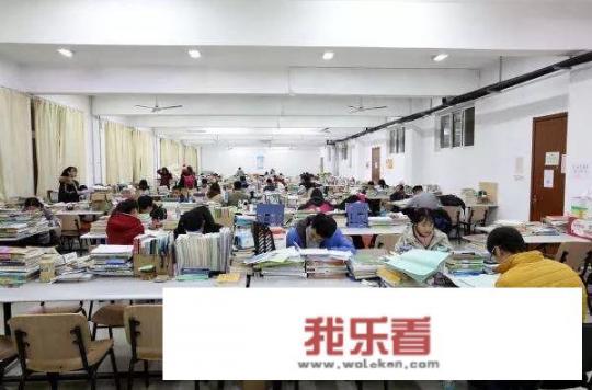 为什么大学环境跟高中差不多？