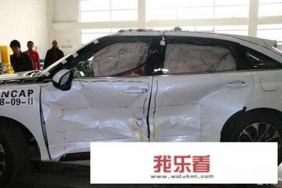 轿车塑料覆盖件是修还是换？