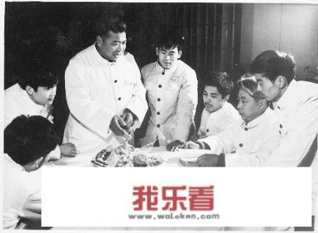 为什么火锅辣和不辣的合一起要叫鸳鸯锅？